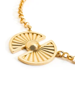 Liase Moonshell Necklace