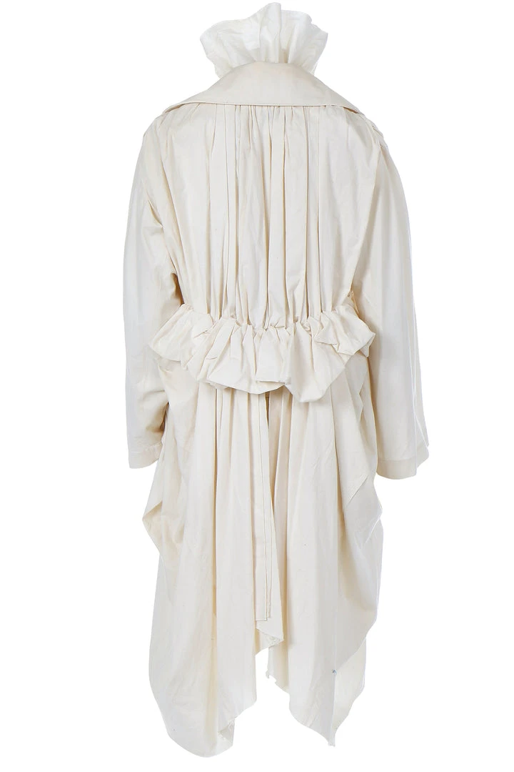 Annie's Archive 2006 Spring/Summer Rei Kawakubo For Comme Des Garçons Calico Coat. Rent: £160/Day 8 Annie's Archive 2006 Spring/Summer Rei Kawakubo For Comme Des Garçons Calico Coat. Rent: £160/Day